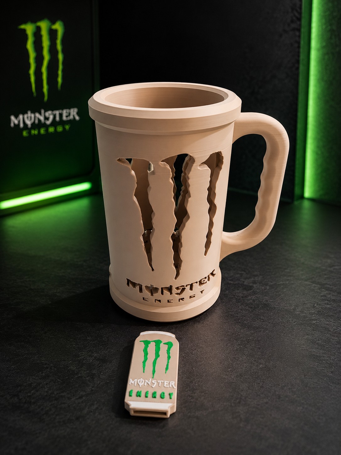 Caneca (Porta Latinhas) - Modelo Monster Energy (Bege)
